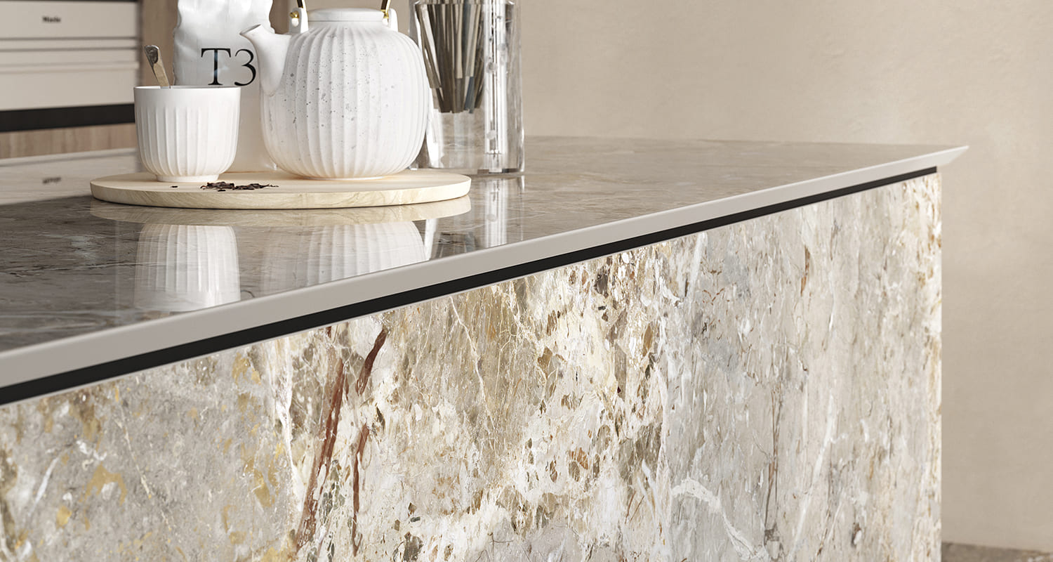 Breccia_Argentum_C